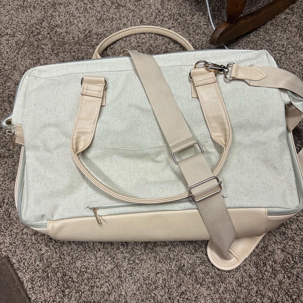 BEIS weekender bag in cream - Picture 1 of 1